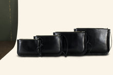 Load image into Gallery viewer, Jil Pouch