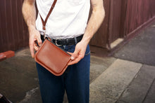 Load image into Gallery viewer, Jil Pouch